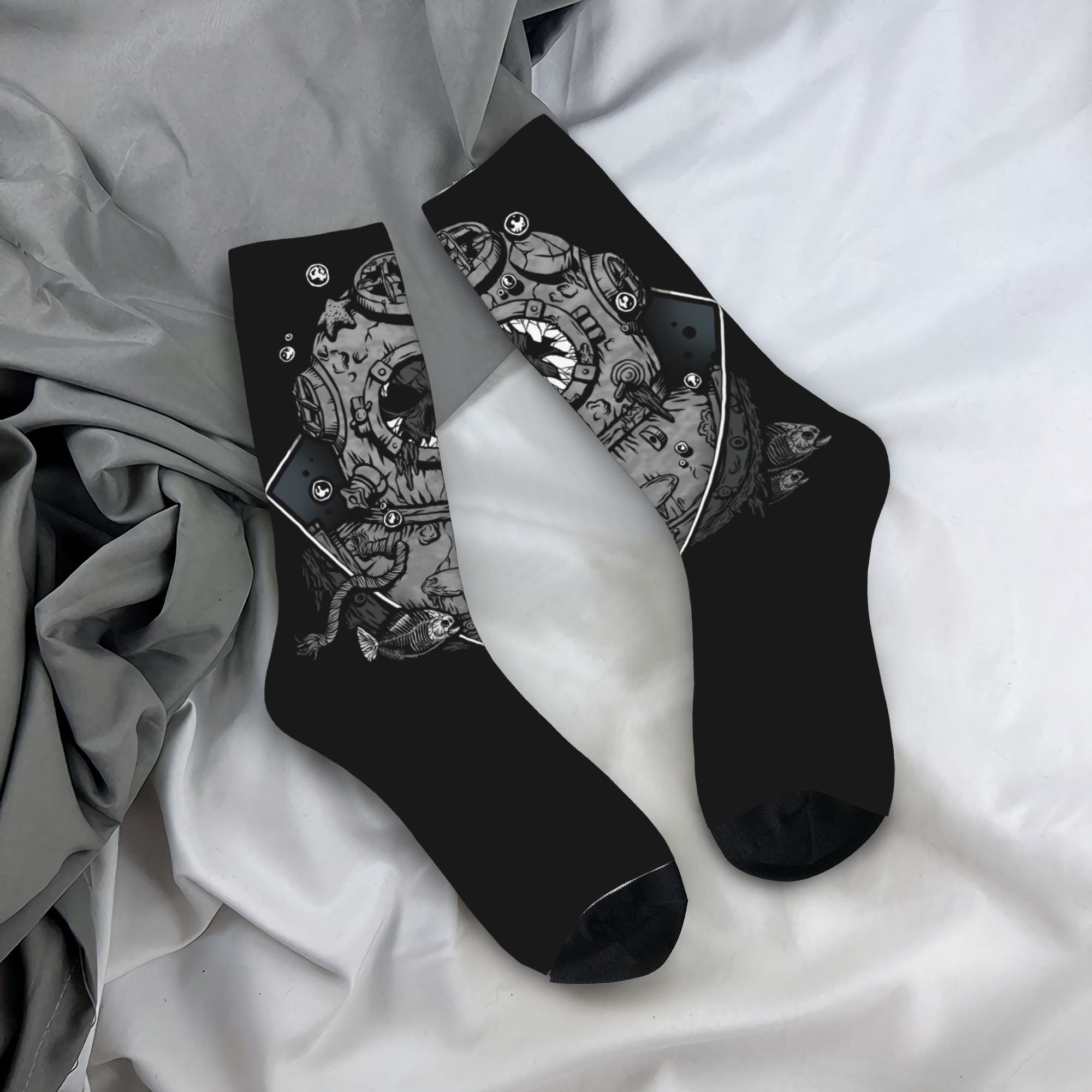 Custom Funny Mens Scuba Diving - Dress Sock Men บทวิจารณ์และราคา